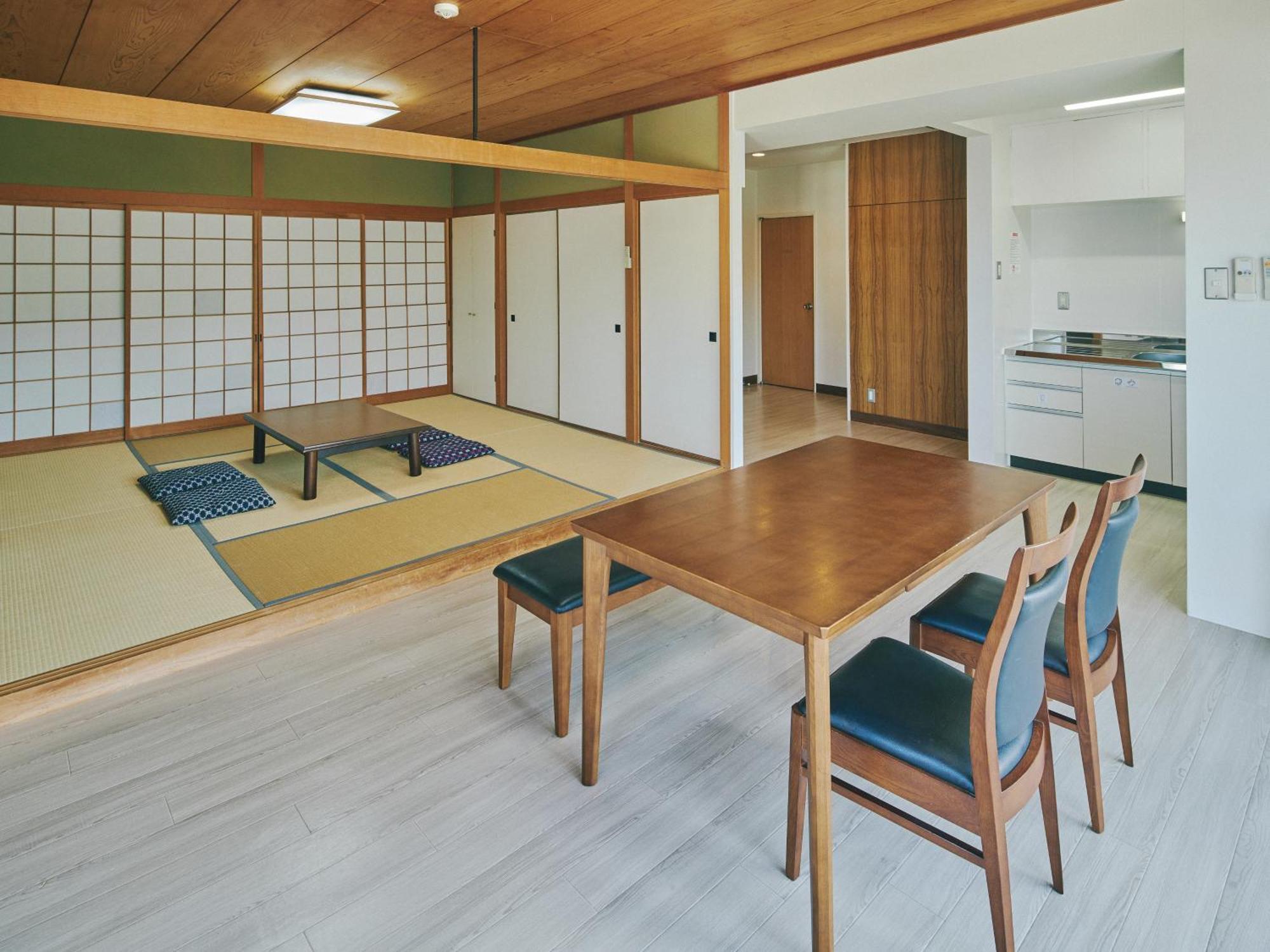 Guest Living Mu Nanki Shirahama Apartment Bagian luar foto
